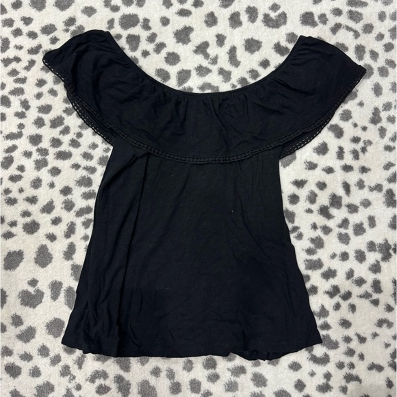 Women’s Old Navy - off the shoulder blouse - black - size LG - Picture 2 of 4